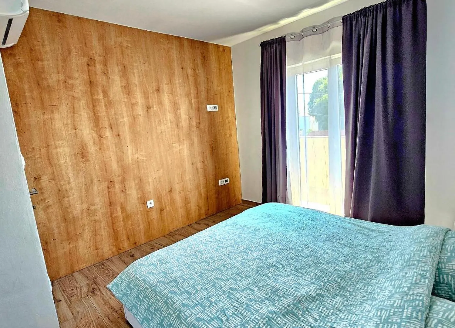 Nina Apartman Zára